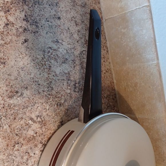 Masterbilt By MIRRO ~ 2 Quart Cover Saucepan. NEW - Picture 4 of 15